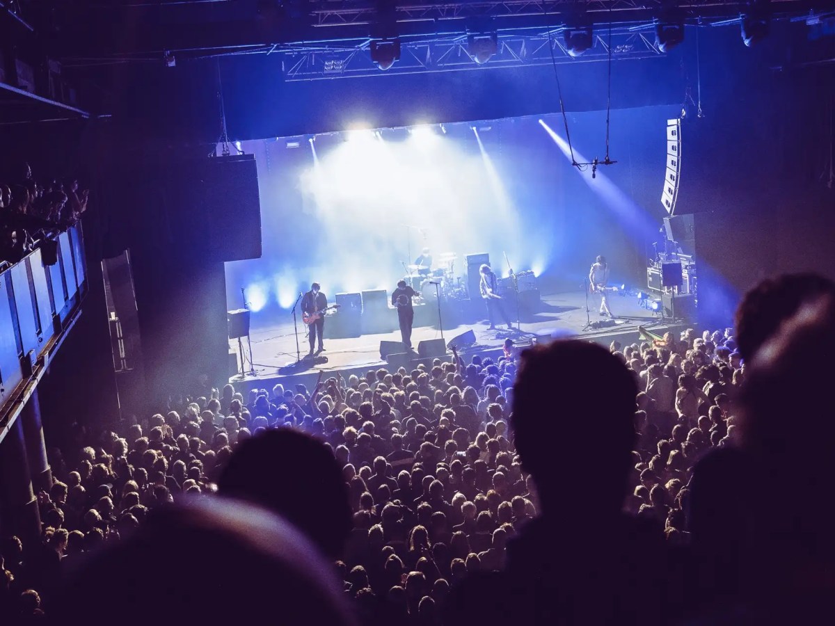 L’Aéronef verwelkomt Nederlandstaligen